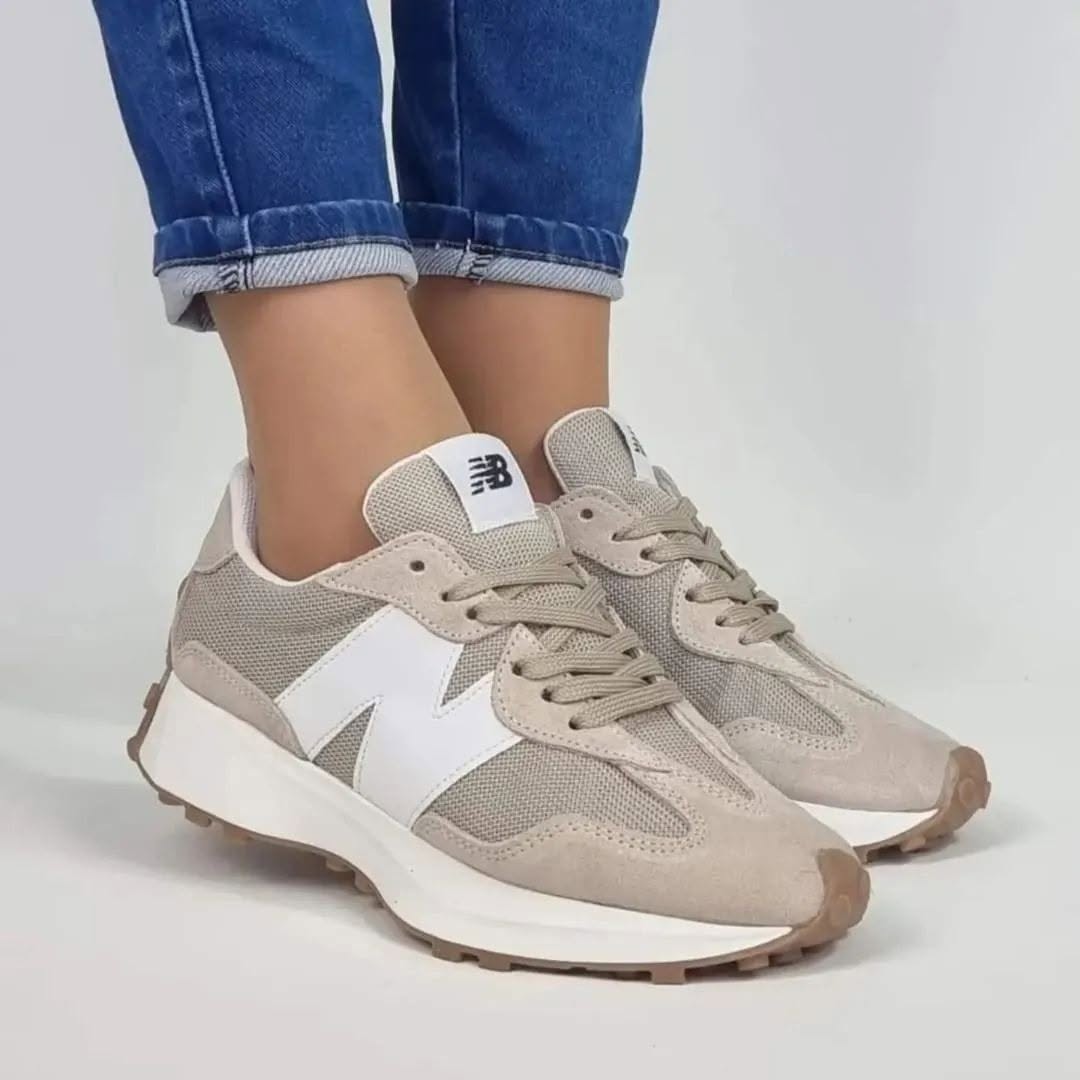 New Balance – Bege & Branco
