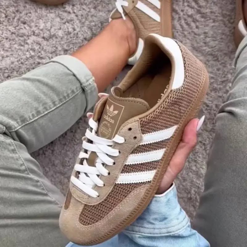 Adidas Samba Castanho em Malha – Conforto Natural e Estilo Intemporal
