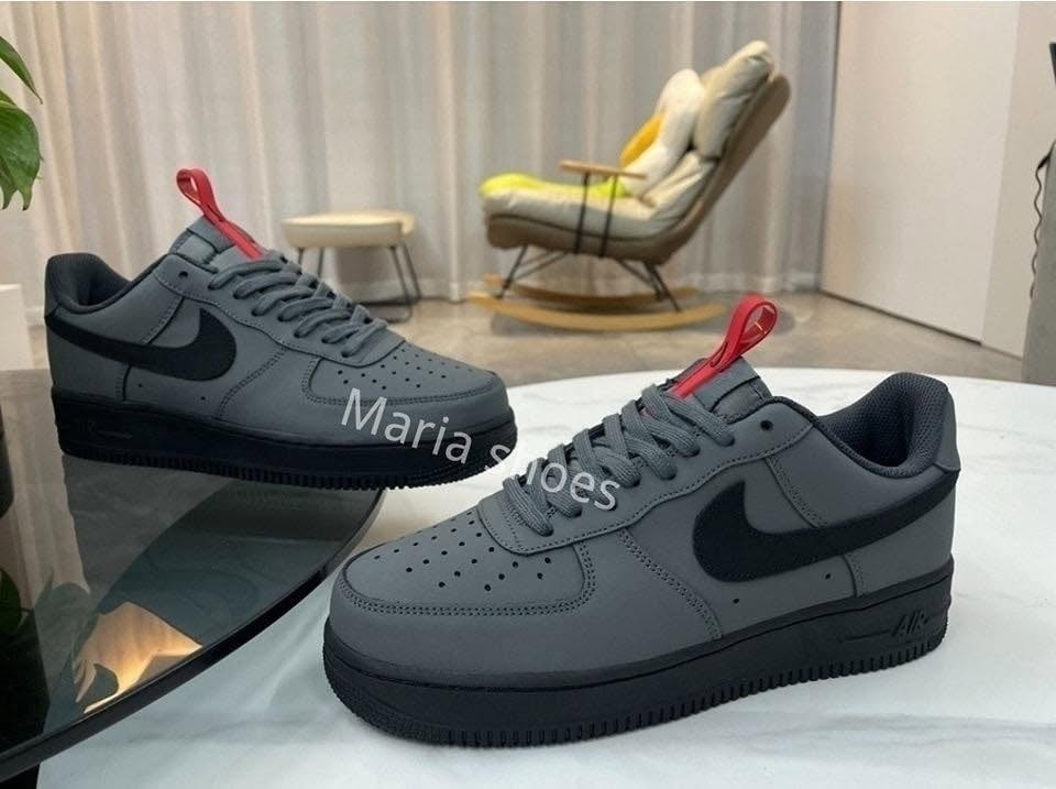 Nike Air Force 1 Cinzento e Preto