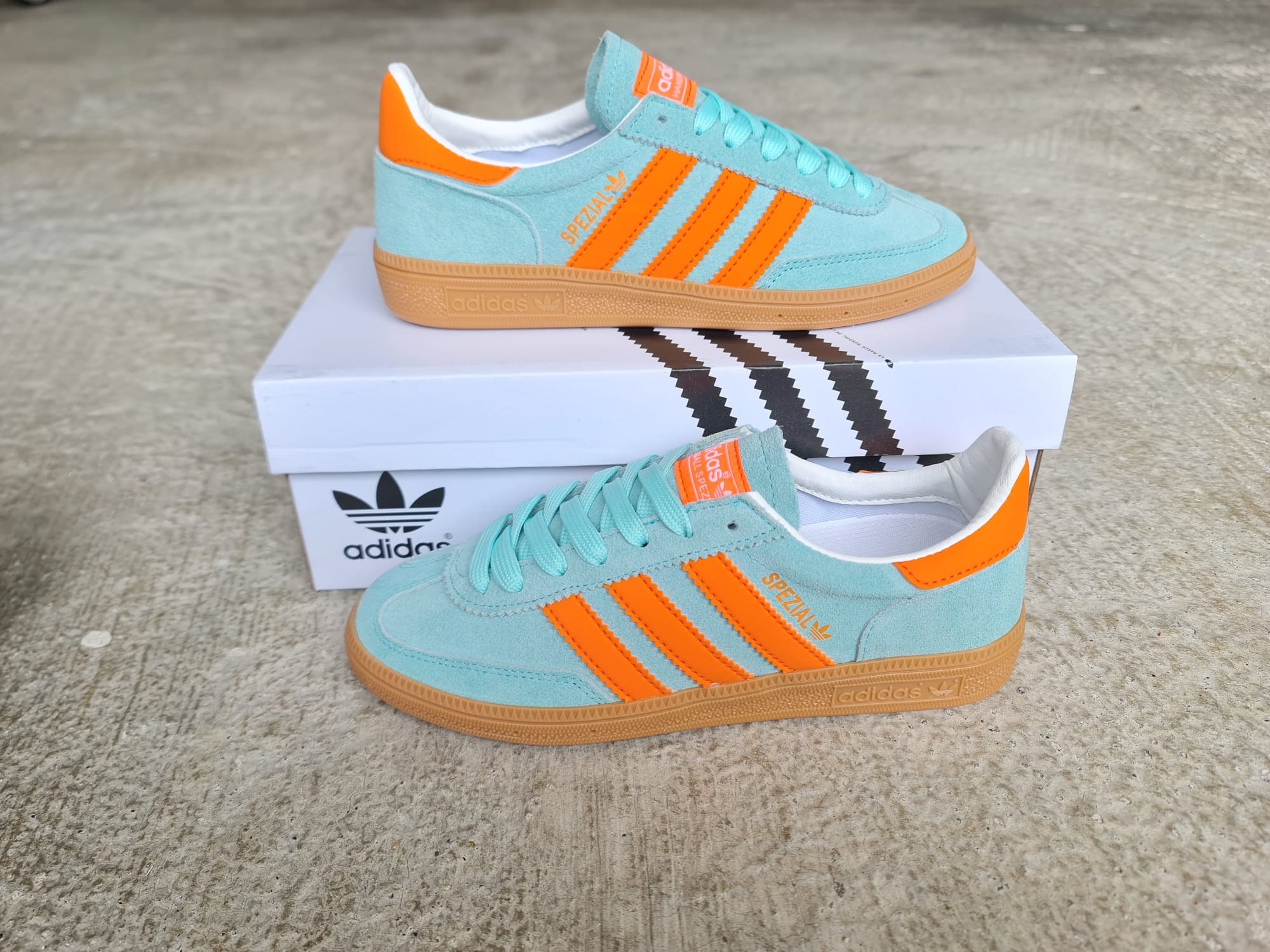 Adidas Handball Spezial Verde Claro / Laranja